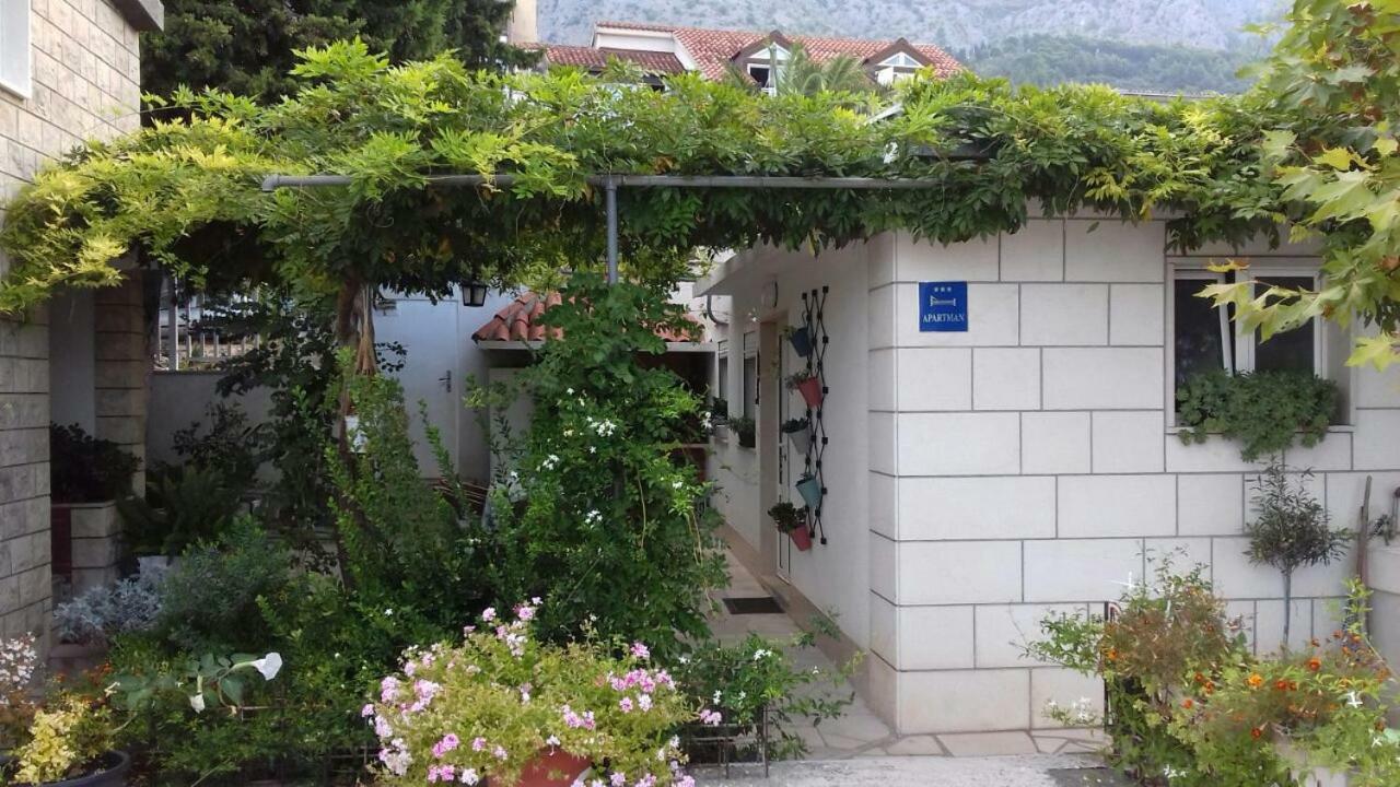 Apartment Center Tonka Makarska Exterior foto